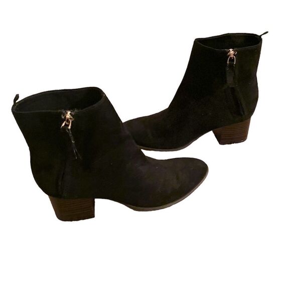 Old Navy Faux Suede Black Ankle Booties Size 7 - Picture 4 of 6